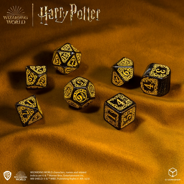 Набір кубиків Harry Potter. Hufflepuff Modern Dice Set - Black