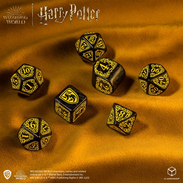 Набір кубиків Harry Potter. Hufflepuff Modern Dice Set - Black