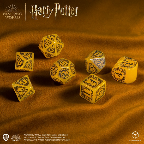 Набір кубиків Harry Potter. Hufflepuff Modern Dice Set - Yellow